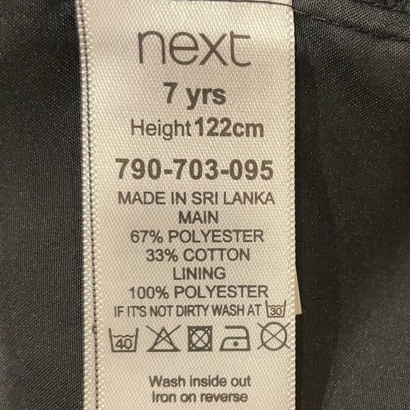 Gorgeous dress, kids size 7, worn once, perfect condition - Picture 3 of 3